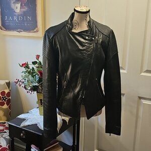 Women's "Real Leather" Size, Large, Cropped Moto, fully Lined, Two front Zippers